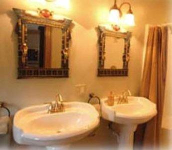 The Lion And The Rose Bed & Breakfast Whitefield Habitación foto